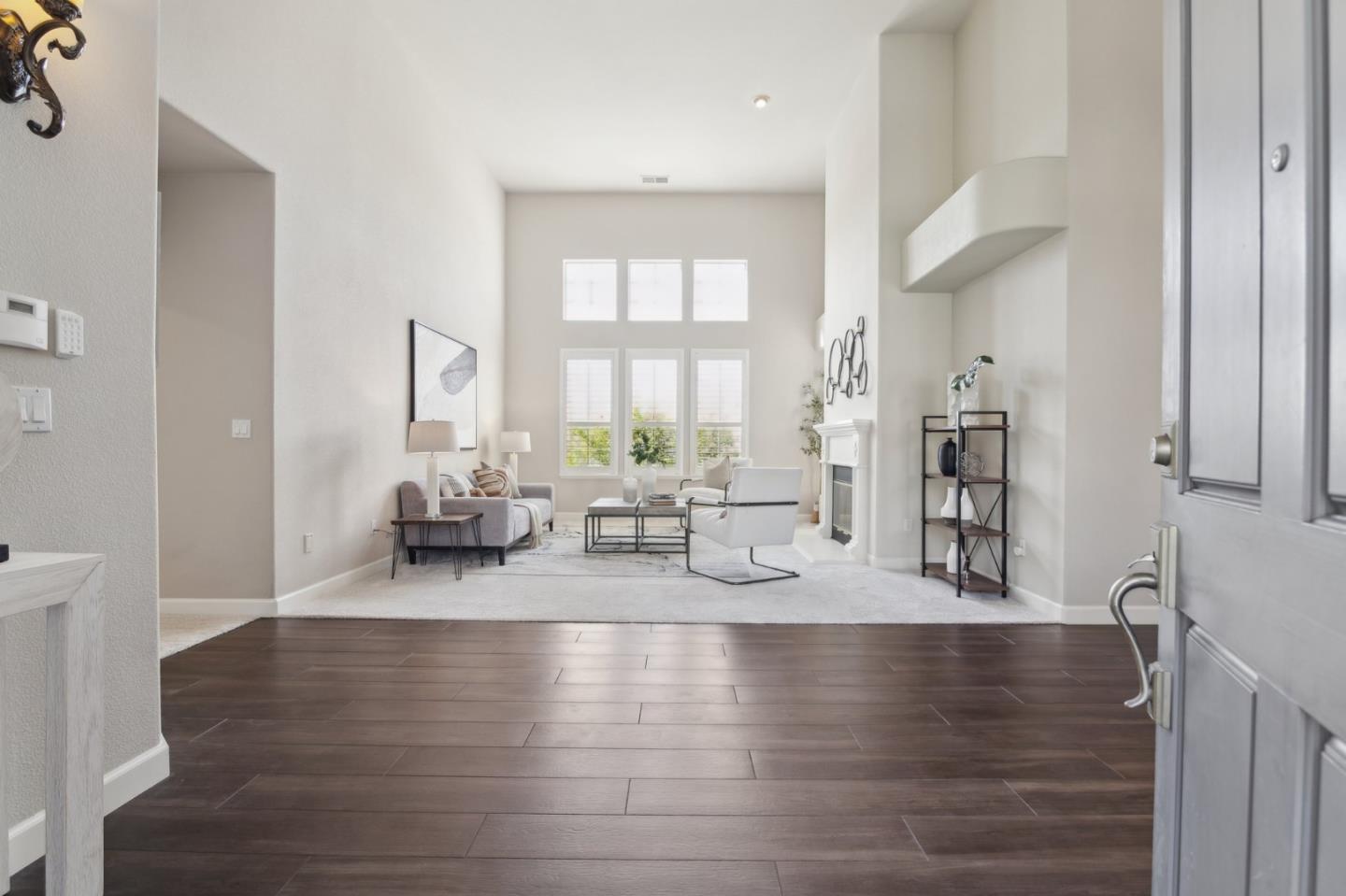 2113 Bridle Ridge CT