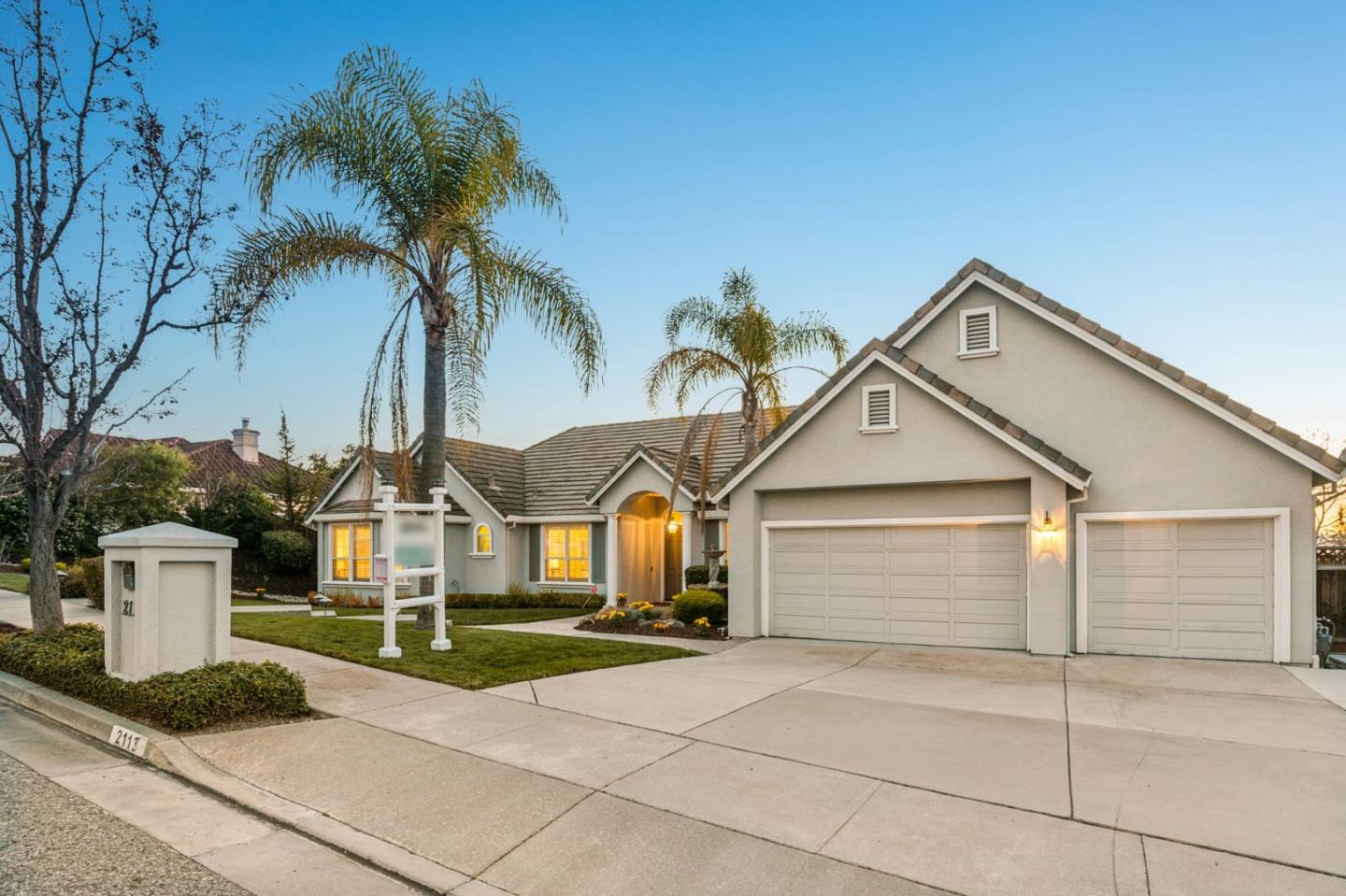 2113 Bridle Ridge CT