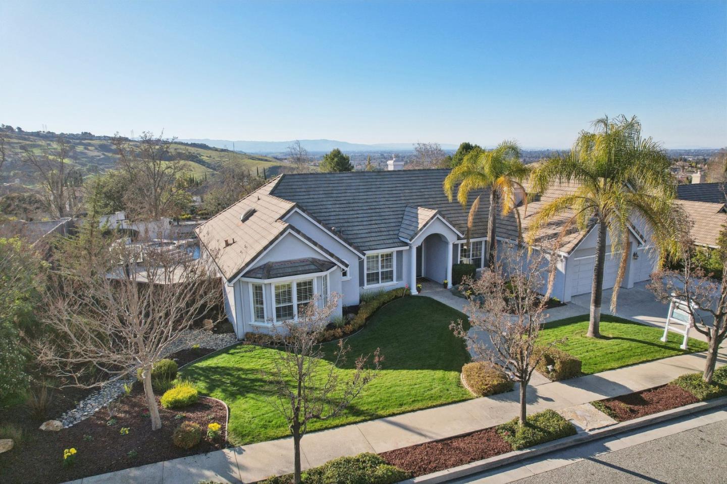 2113 Bridle Ridge CT