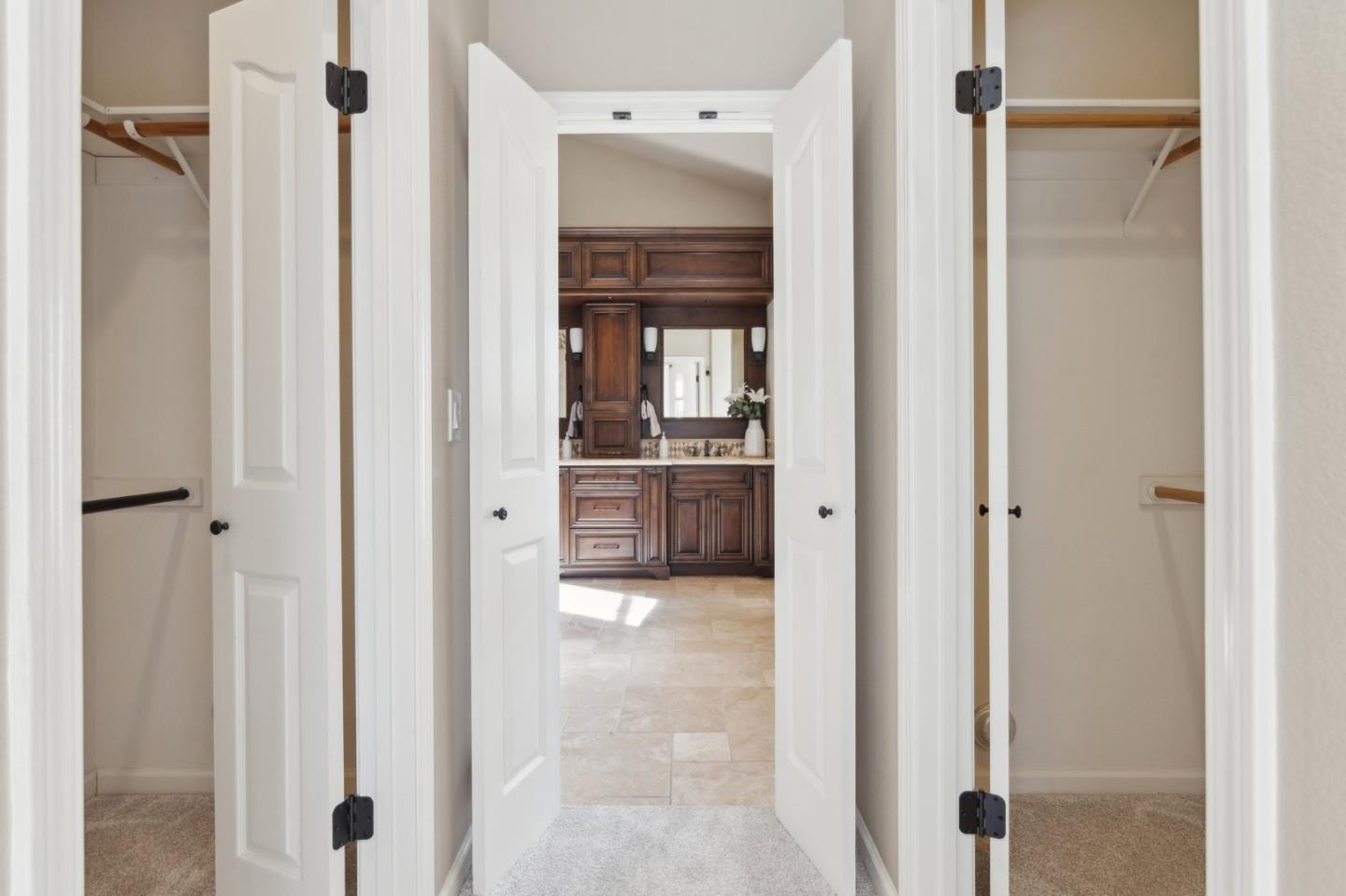 2113 Bridle Ridge CT