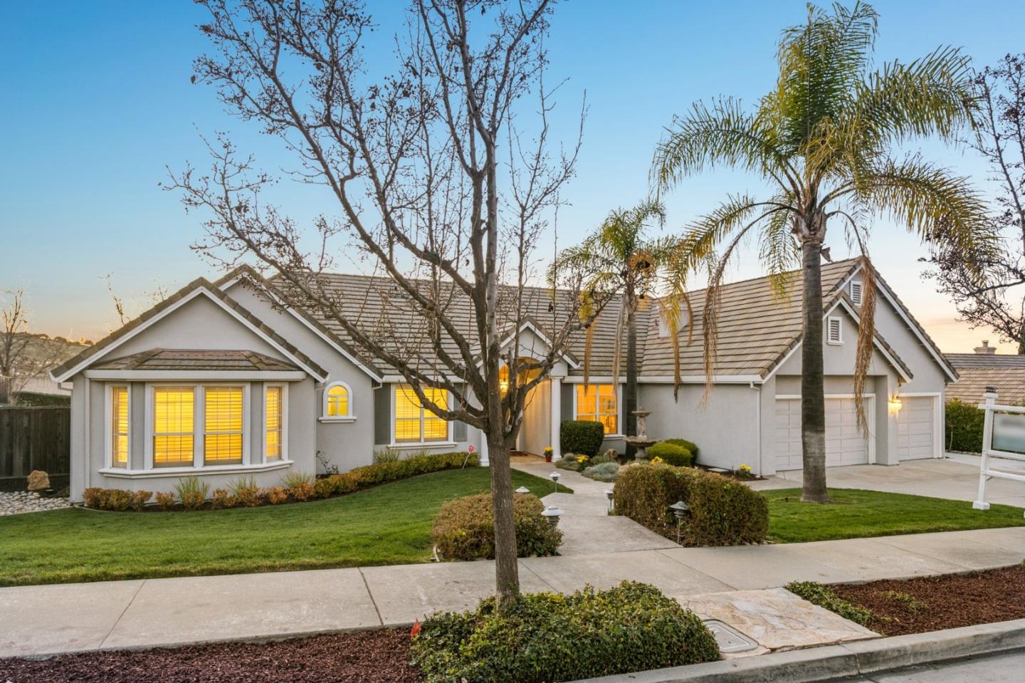 2113 Bridle Ridge CT