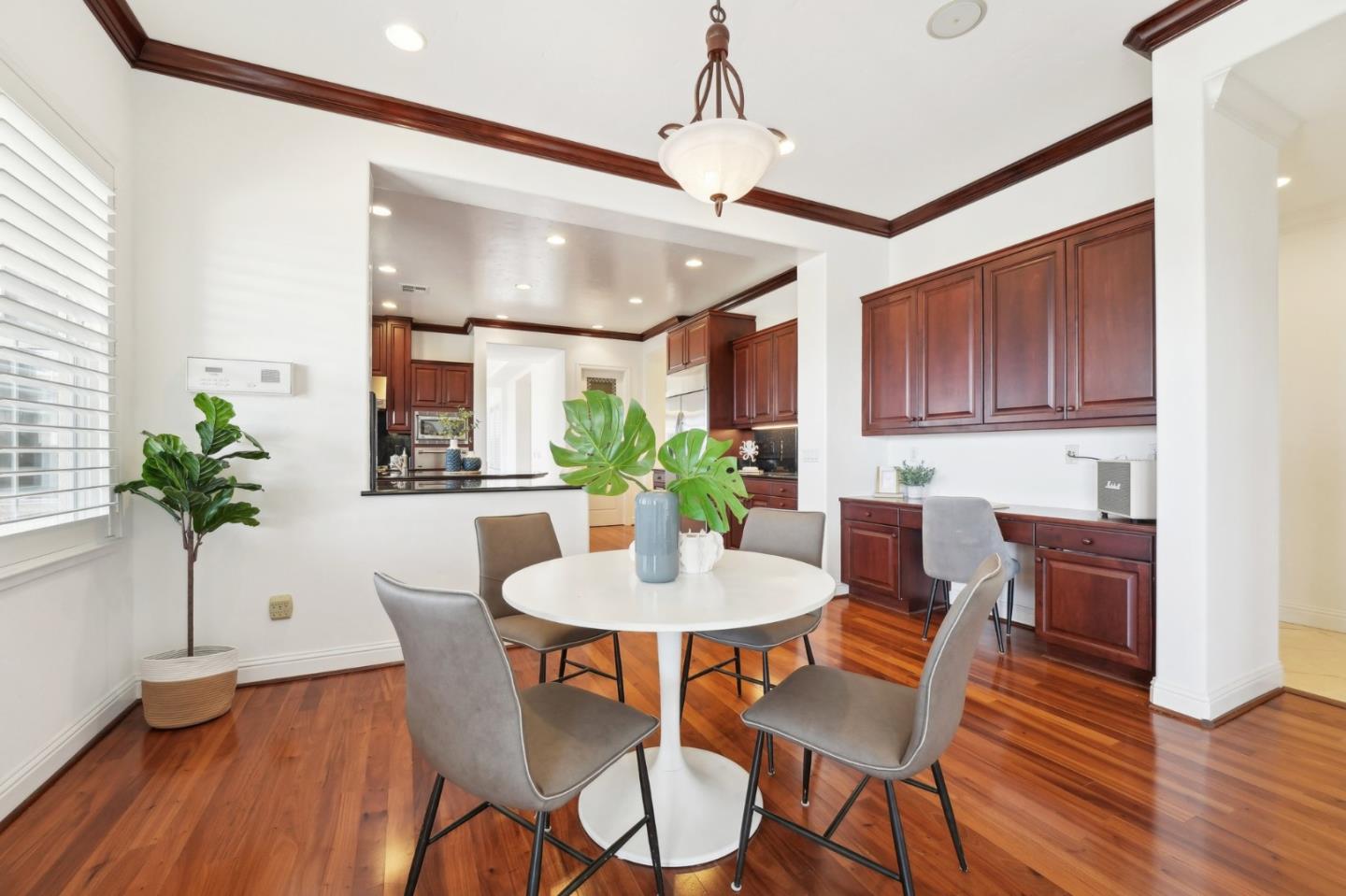 4761 Hill Top View PL