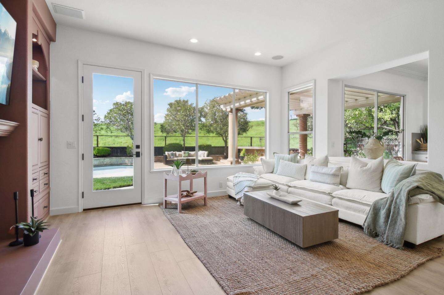 1600 Toulon CT