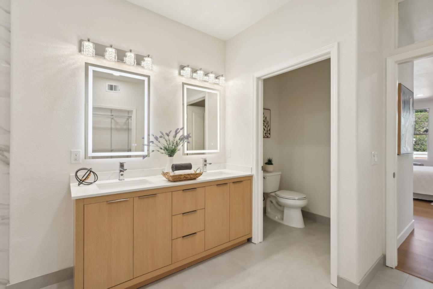 5384 Silver Trail CT