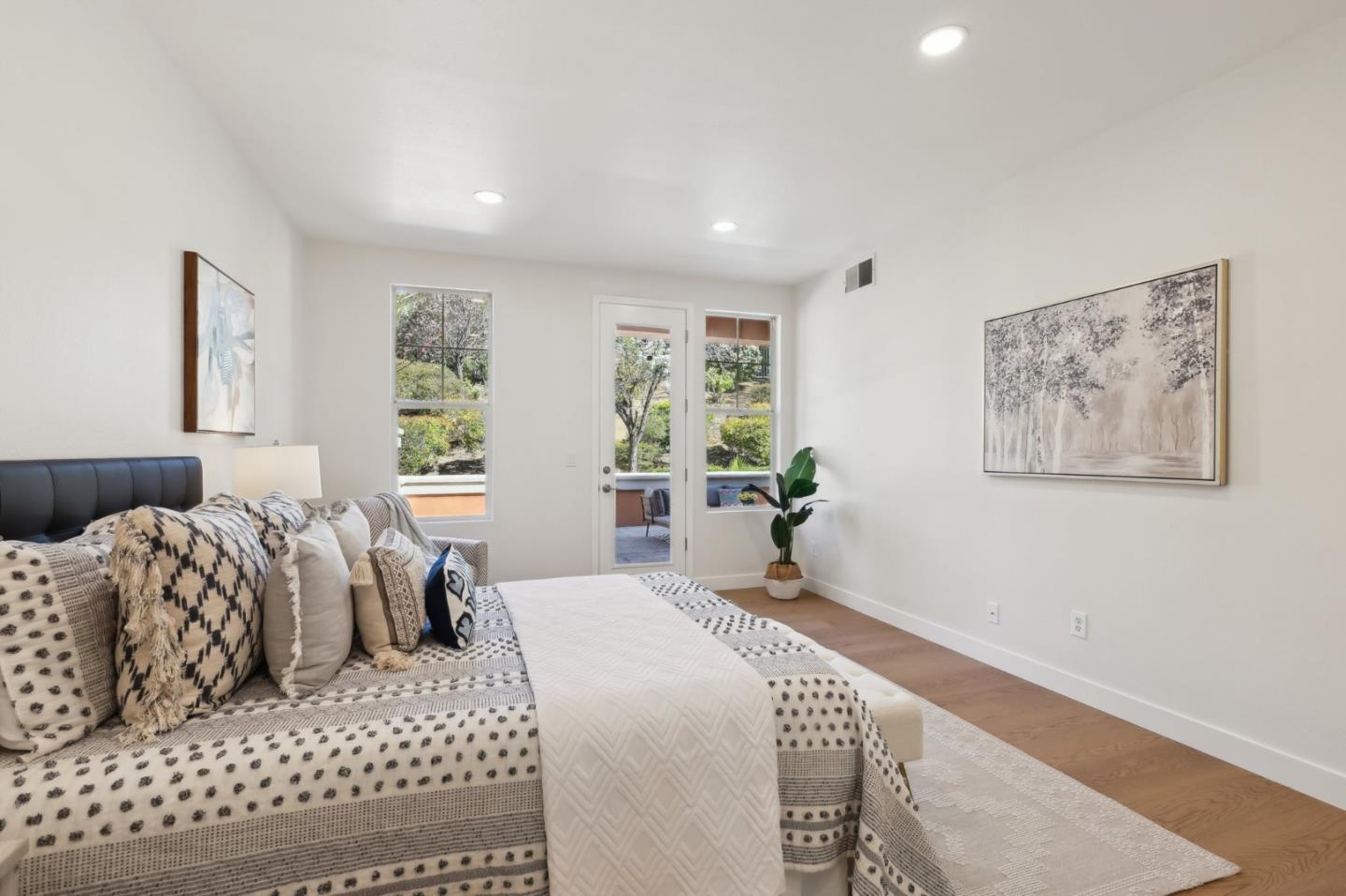 5384 Silver Trail CT