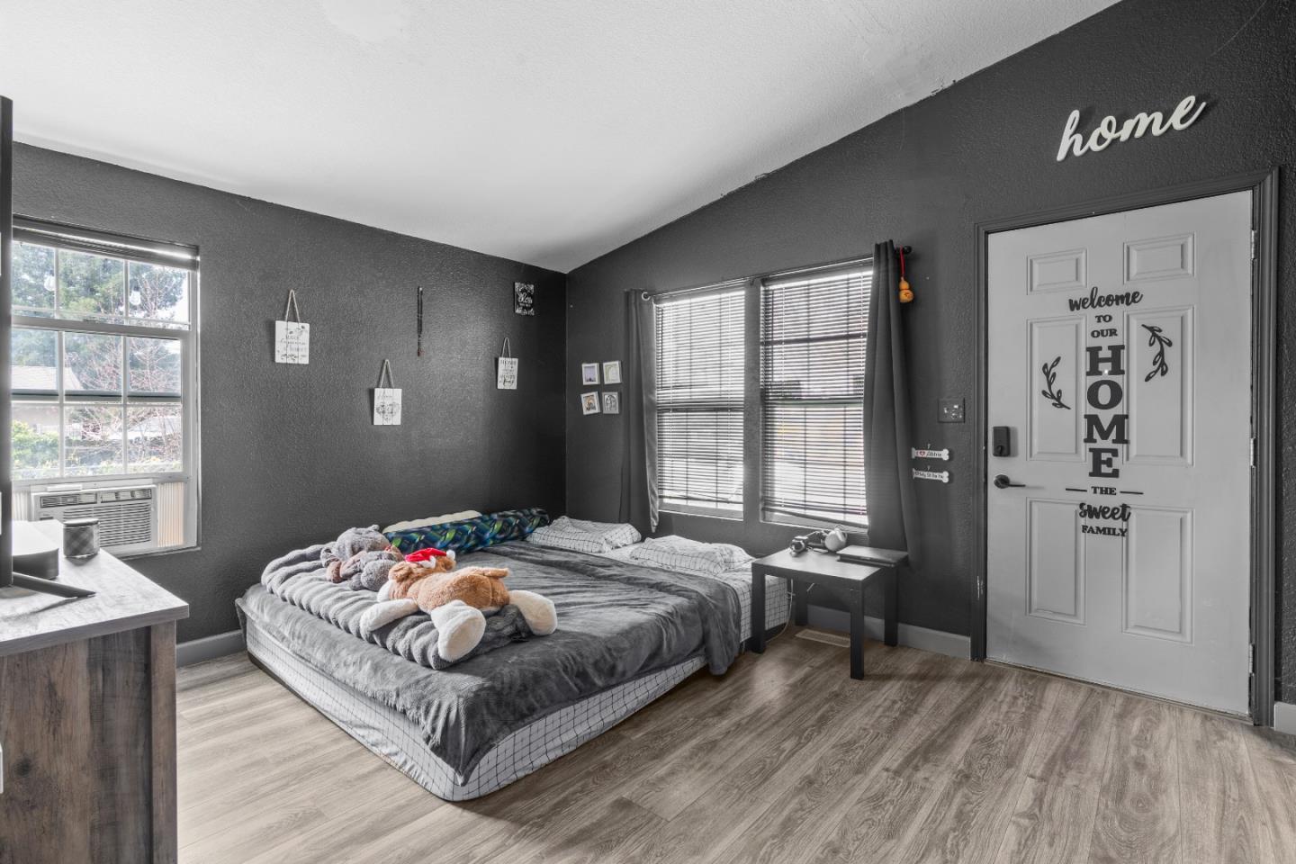 2816 32nd AVE