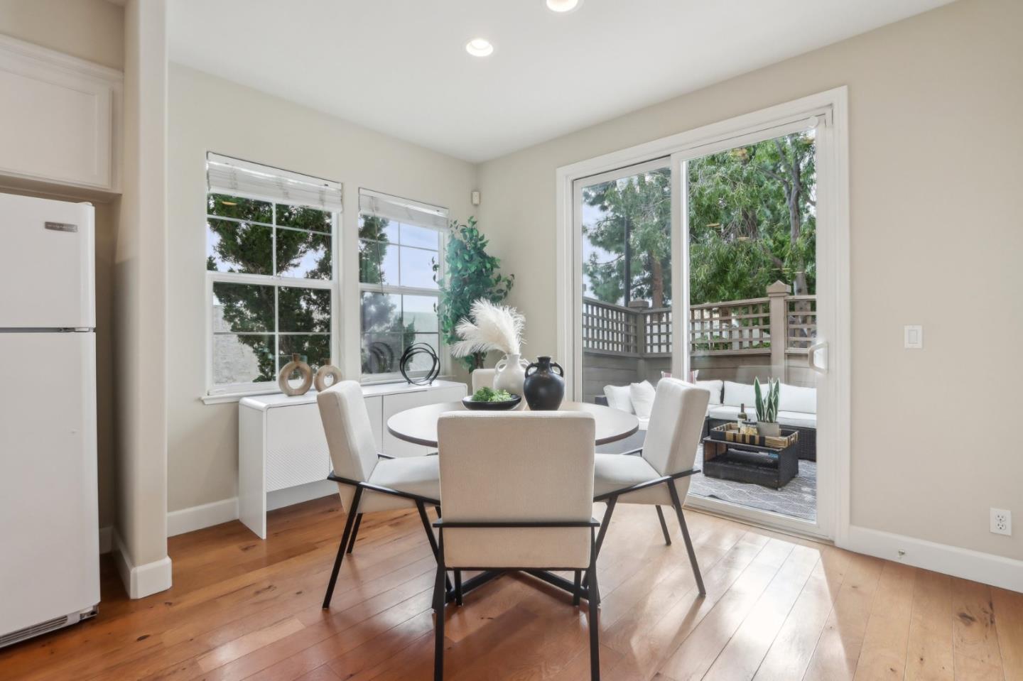 3742 Evangelho CIR