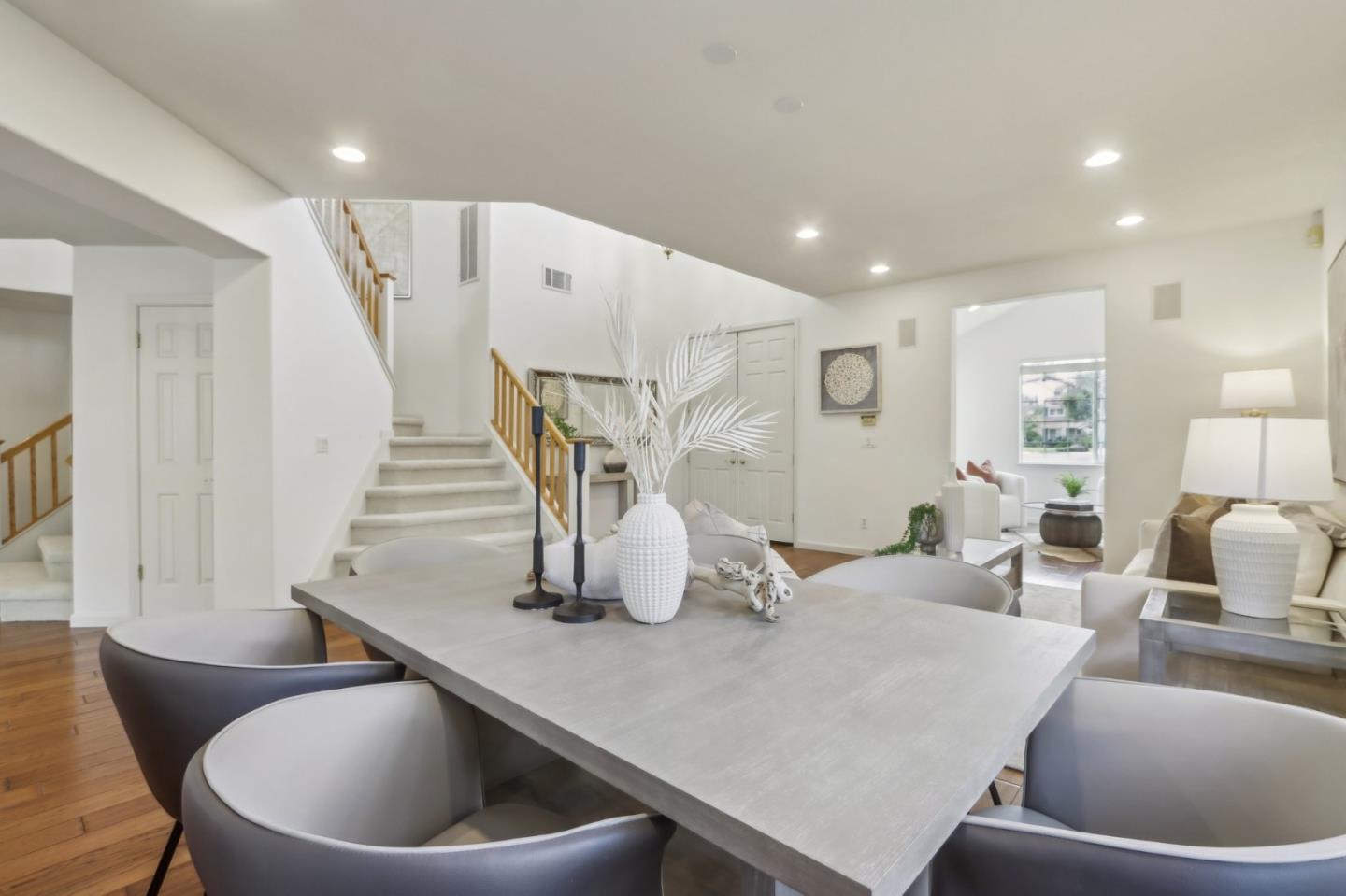 2228 Quail Bluff LN