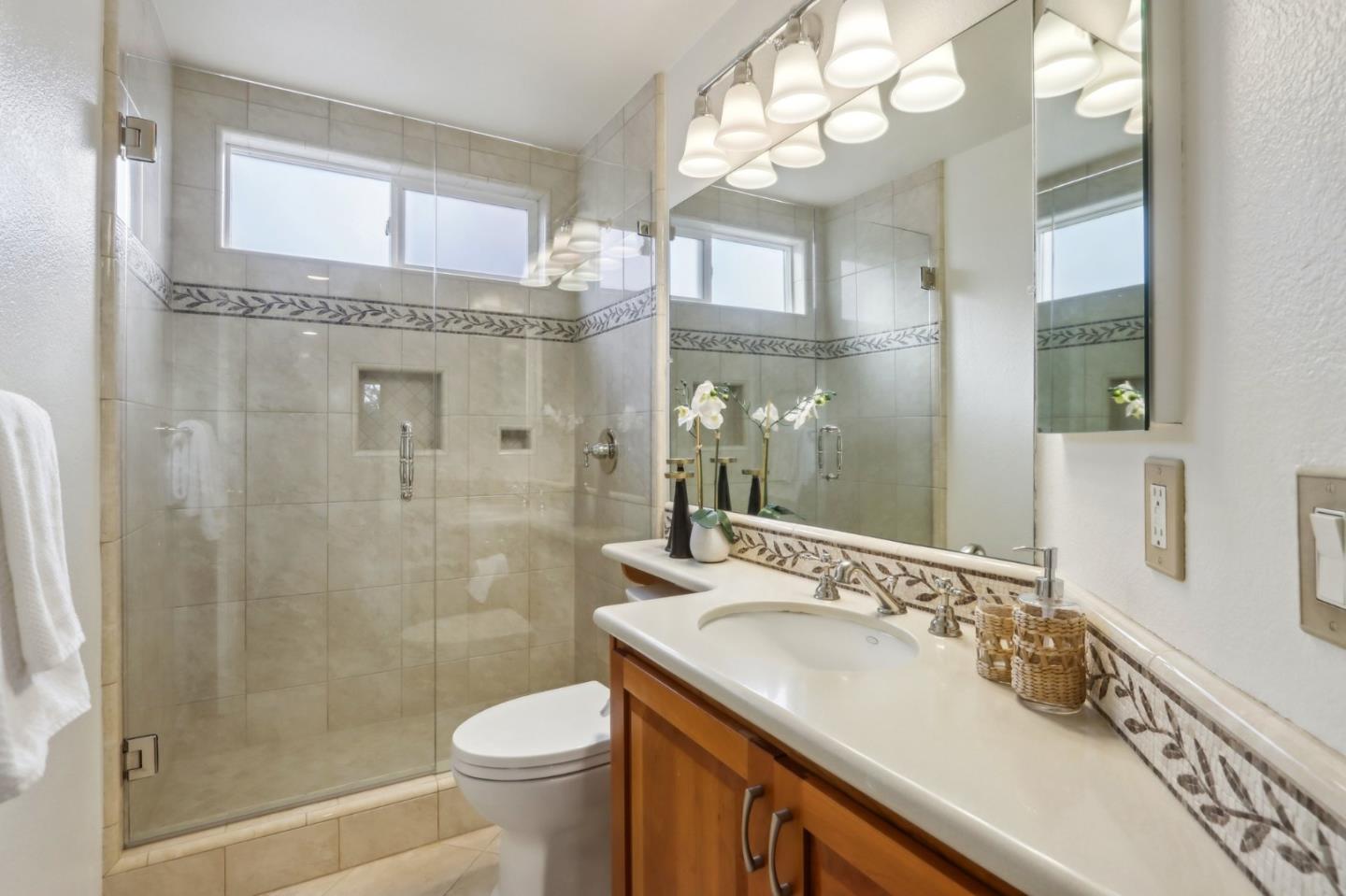 2228 Quail Bluff LN