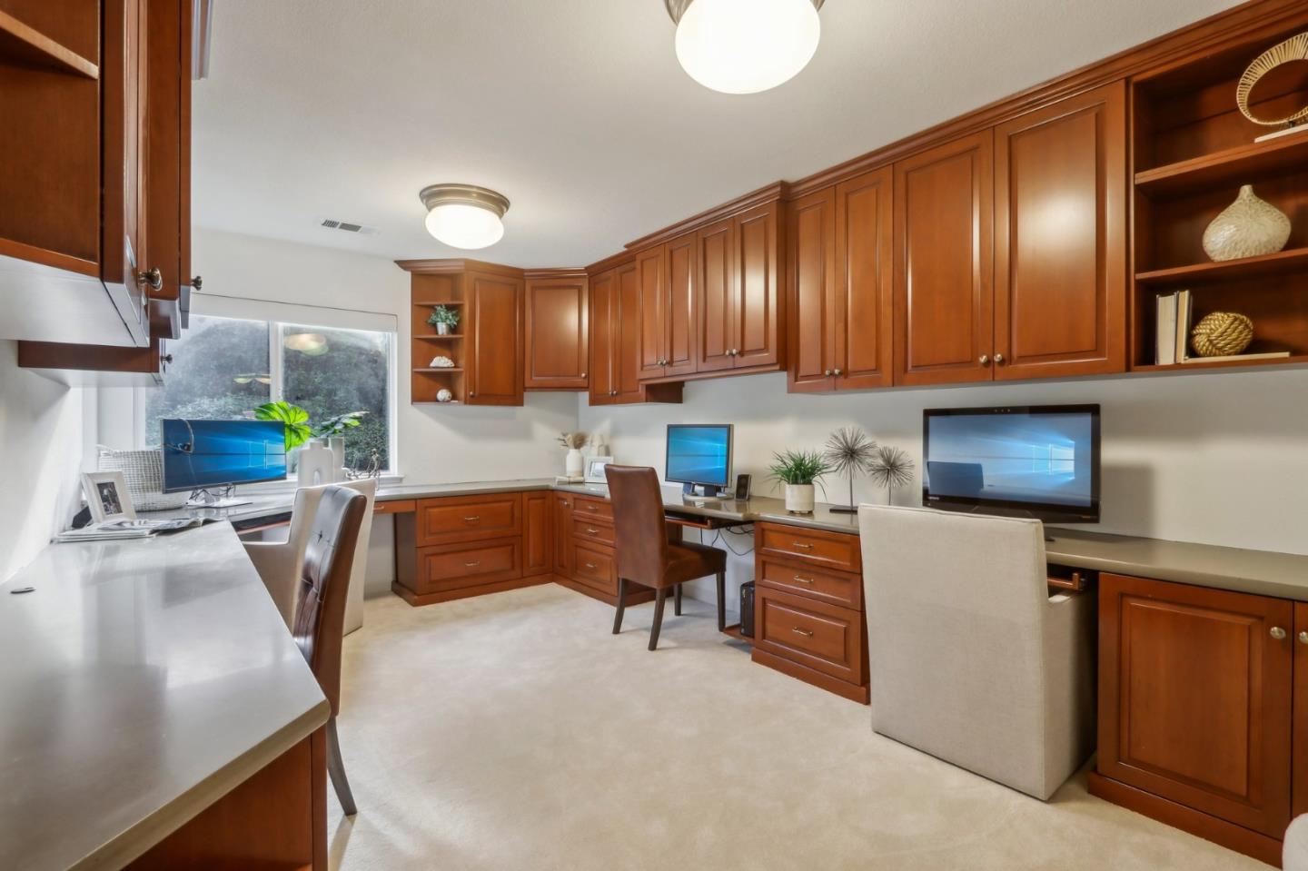2228 Quail Bluff LN