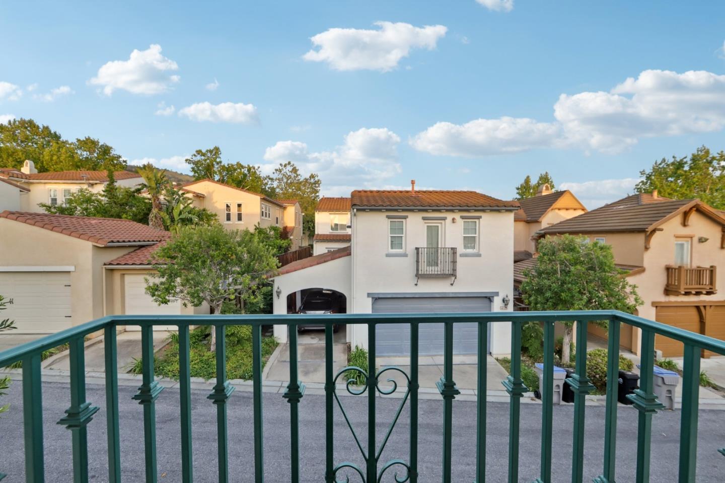 4128 Arezzo Pointe LN