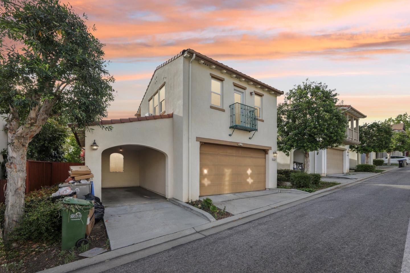 4128 Arezzo Pointe LN