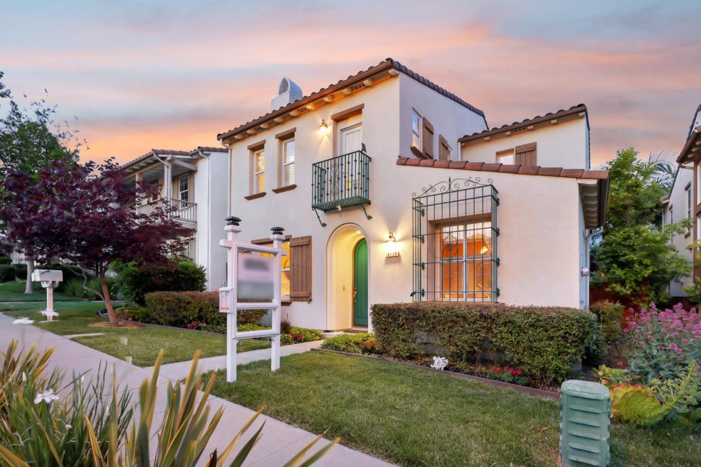 4128 Arezzo Pointe LN