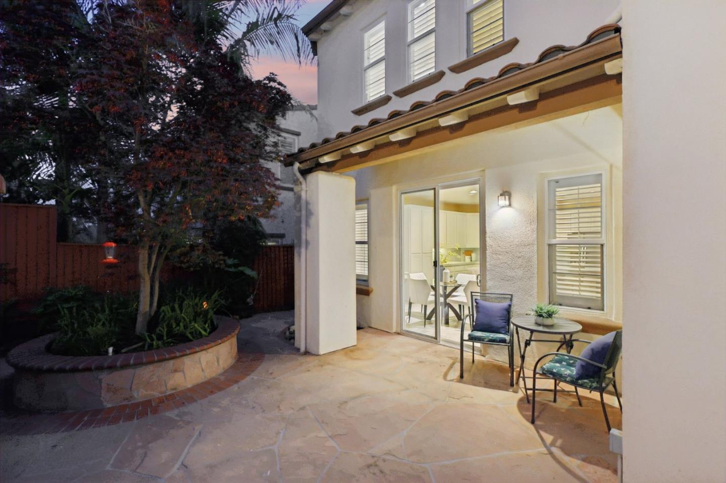 4128 Arezzo Pointe LN