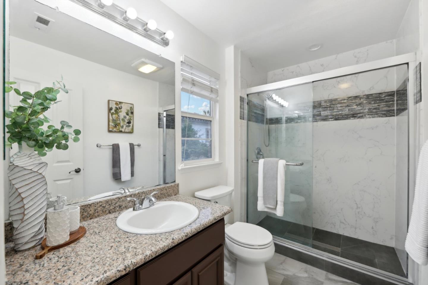 4128 Arezzo Pointe LN