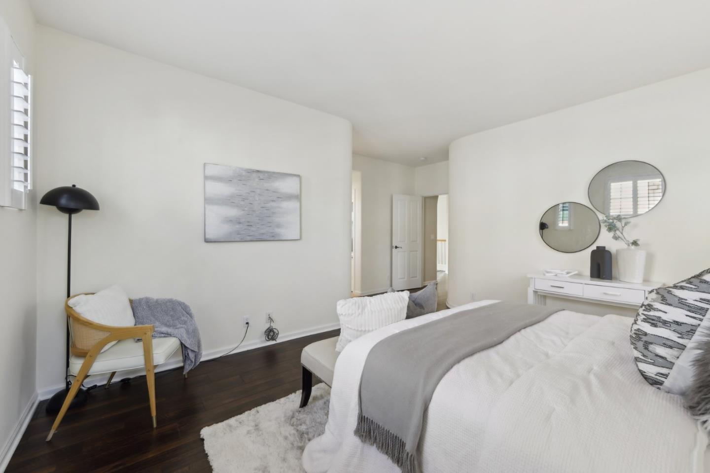 4128 Arezzo Pointe LN