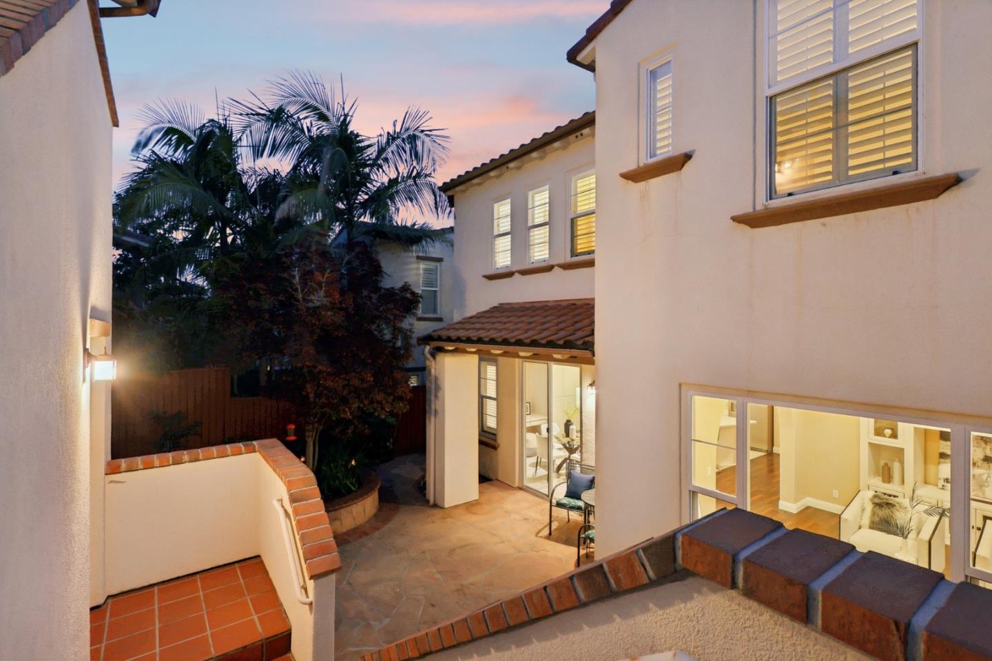 4128 Arezzo Pointe LN