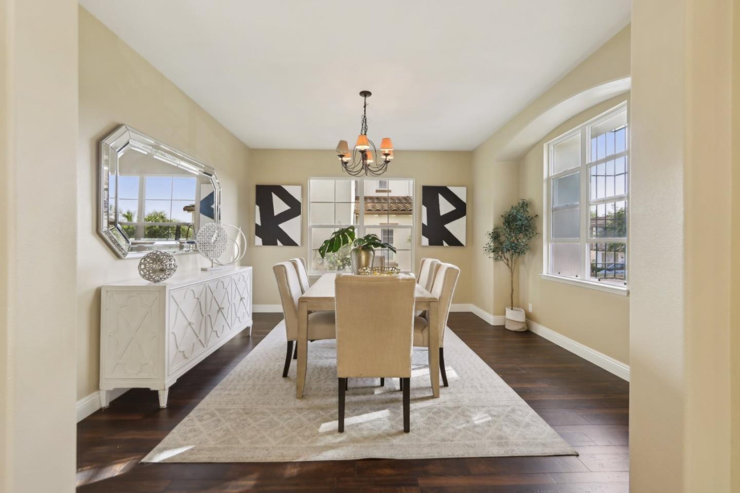 4128 Arezzo Pointe LN