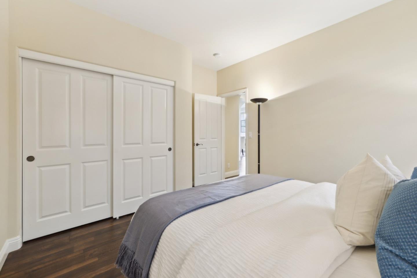 4128 Arezzo Pointe LN