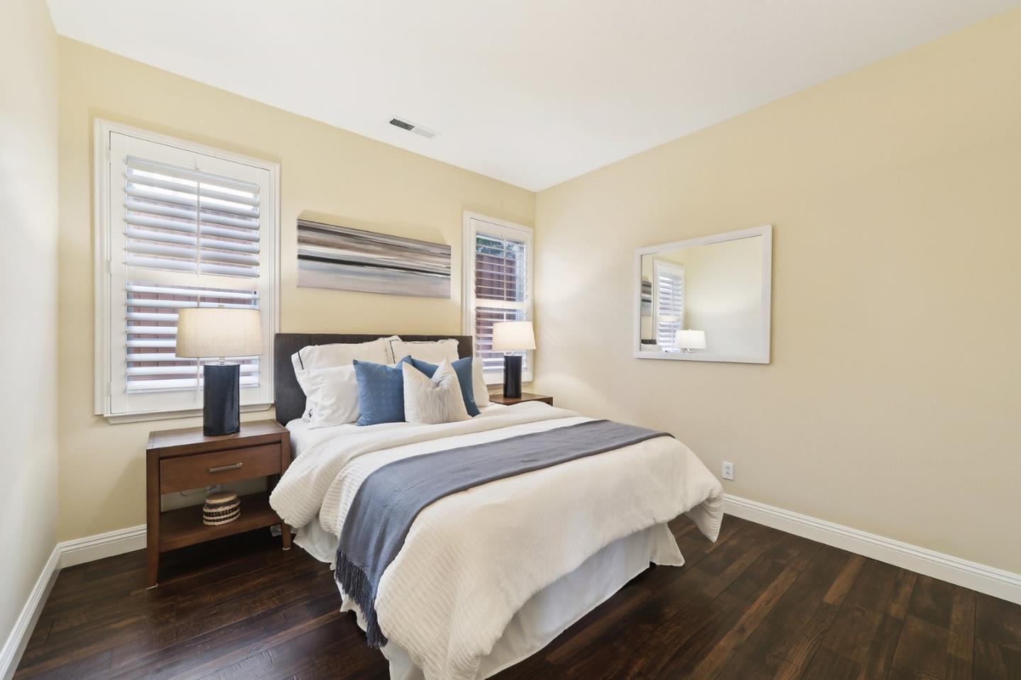 4128 Arezzo Pointe LN