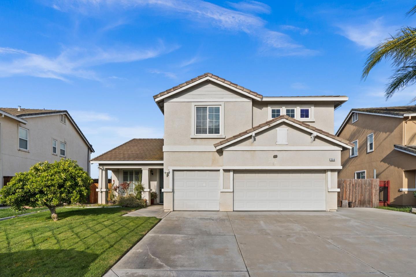 354 Vasconcellos AVE