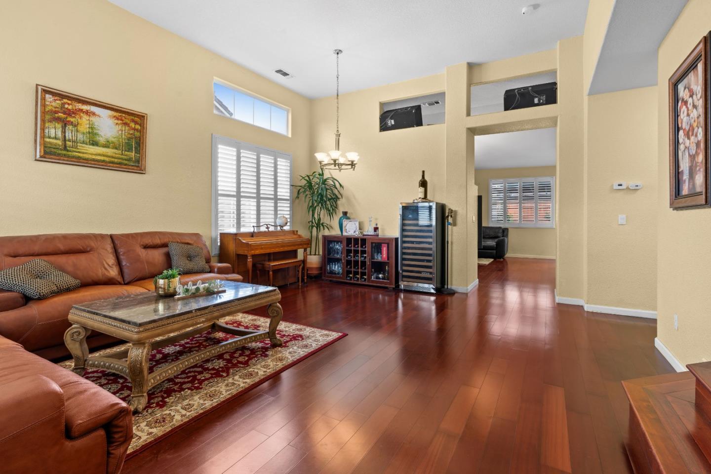 354 Vasconcellos AVE