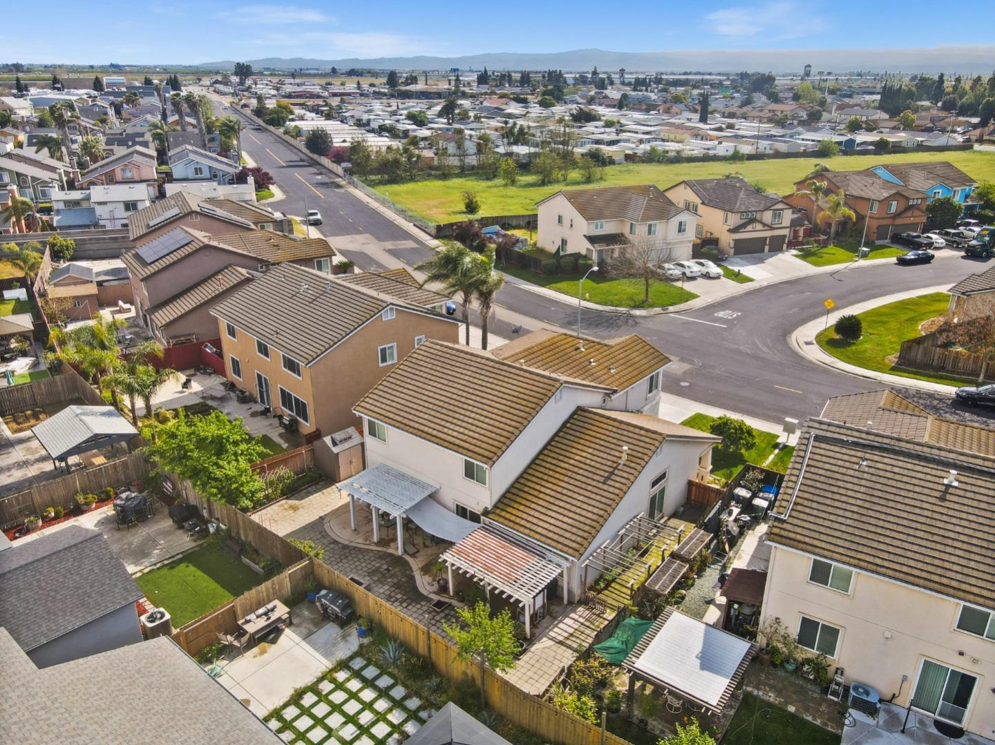 354 Vasconcellos AVE