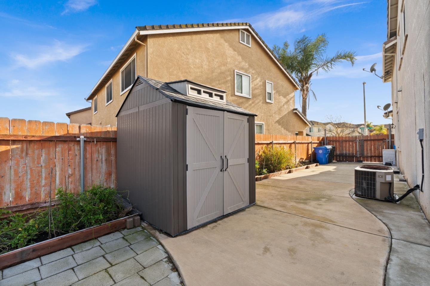 354 Vasconcellos AVE