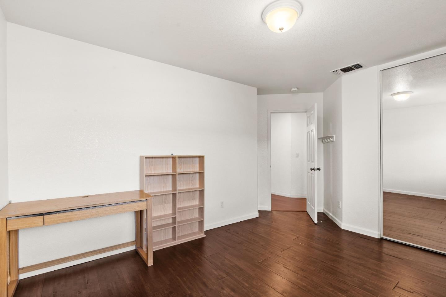 354 Vasconcellos AVE