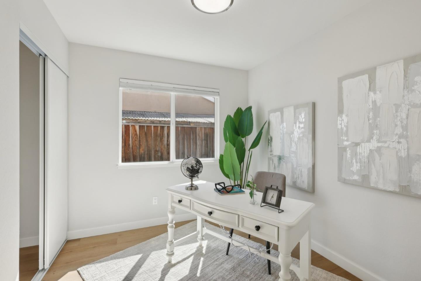 1720 Pine Hollow CIR