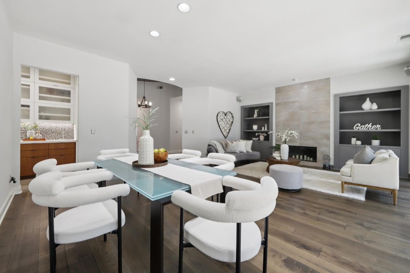 2212 Canyon Cliff CT