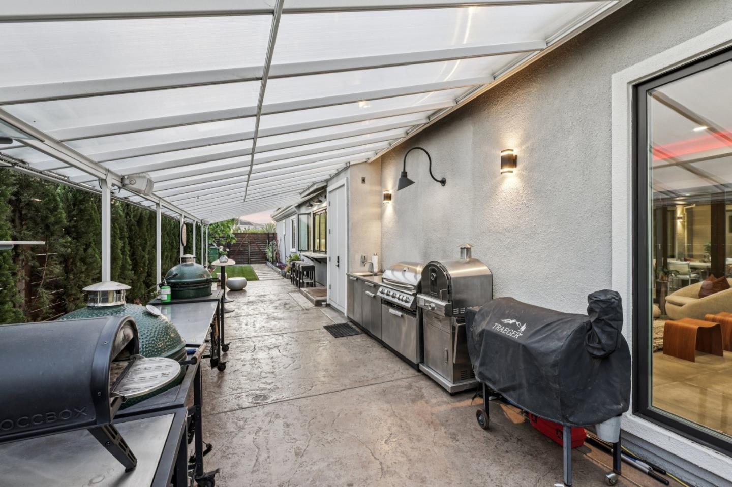 2212 Canyon Cliff CT