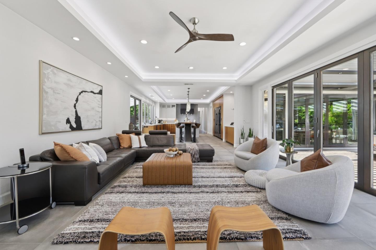 2212 Canyon Cliff CT