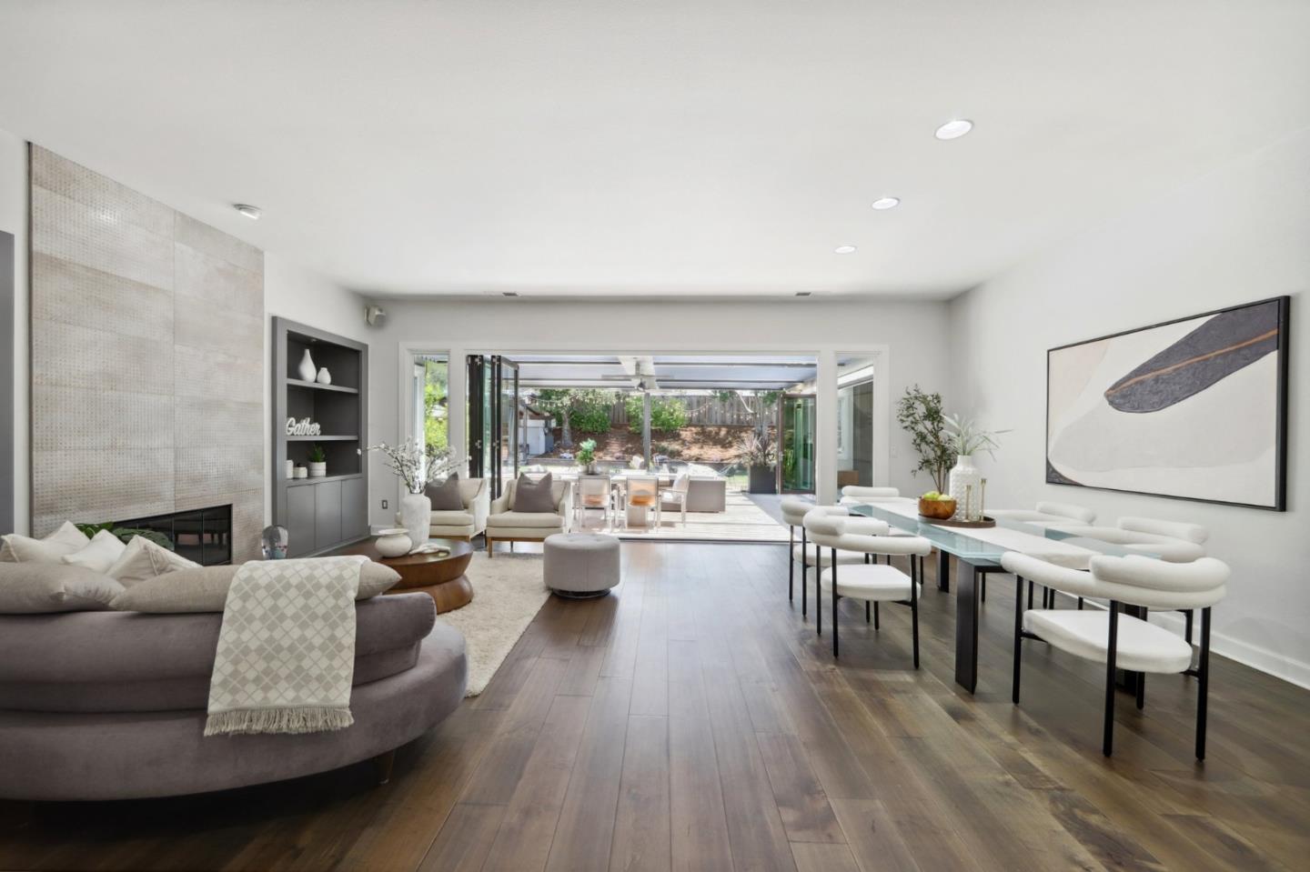 2212 Canyon Cliff CT