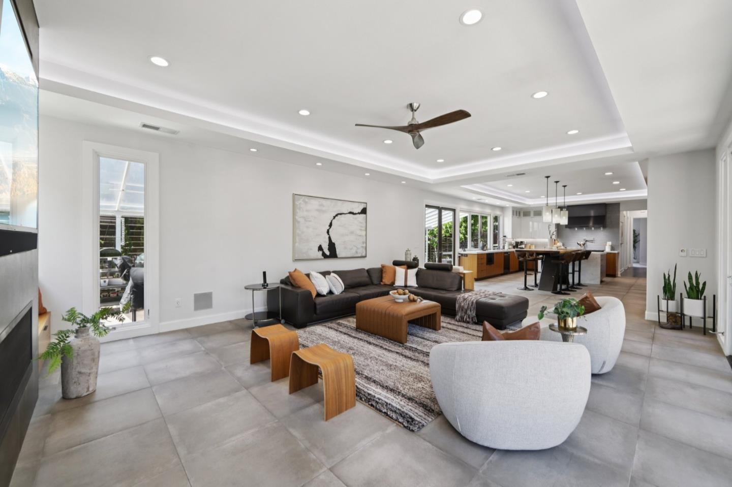 2212 Canyon Cliff CT