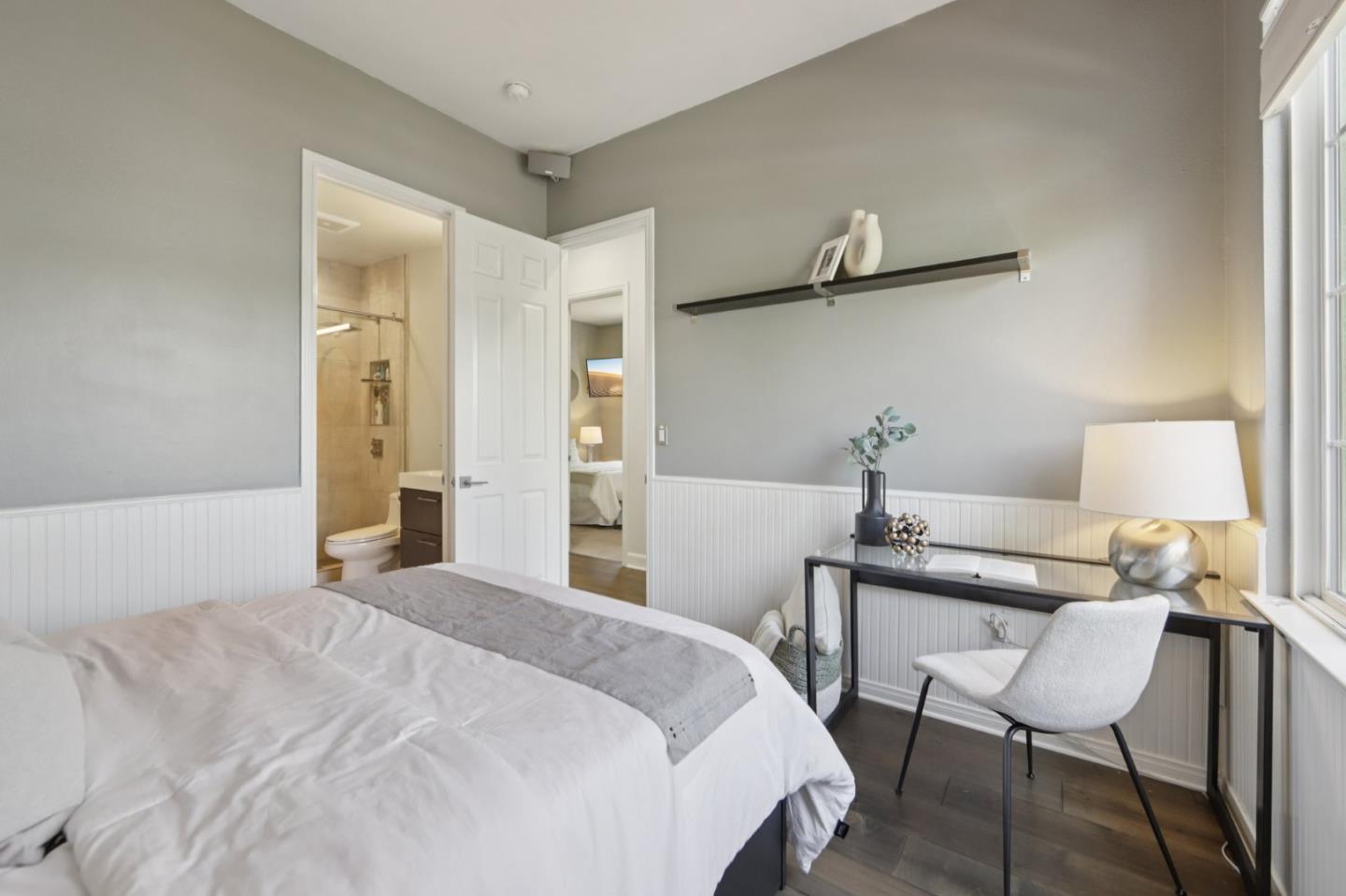 2212 Canyon Cliff CT