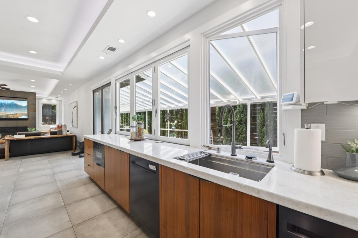 2212 Canyon Cliff CT