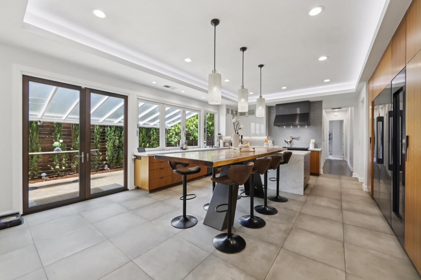 2212 Canyon Cliff CT