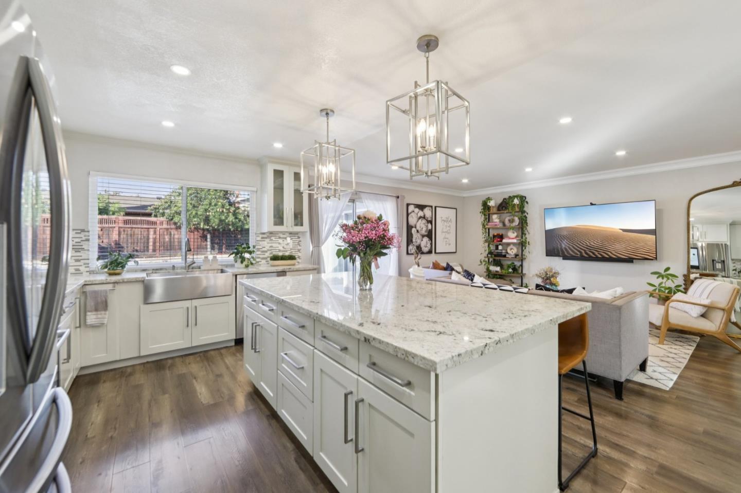 1672 Coraltree PL