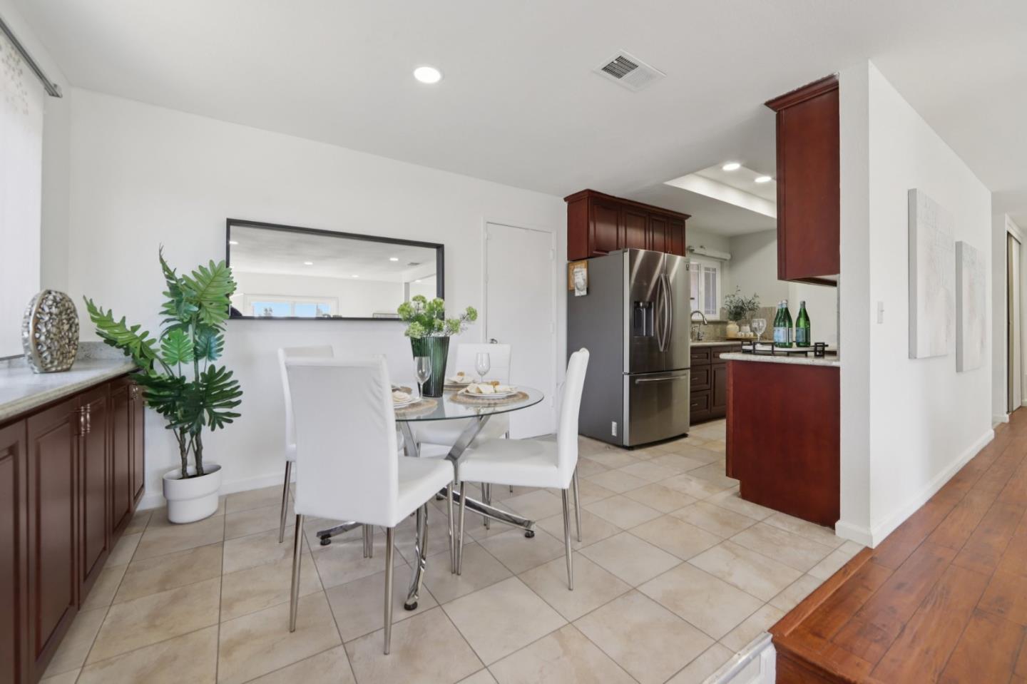 2995 Pettigrew Court