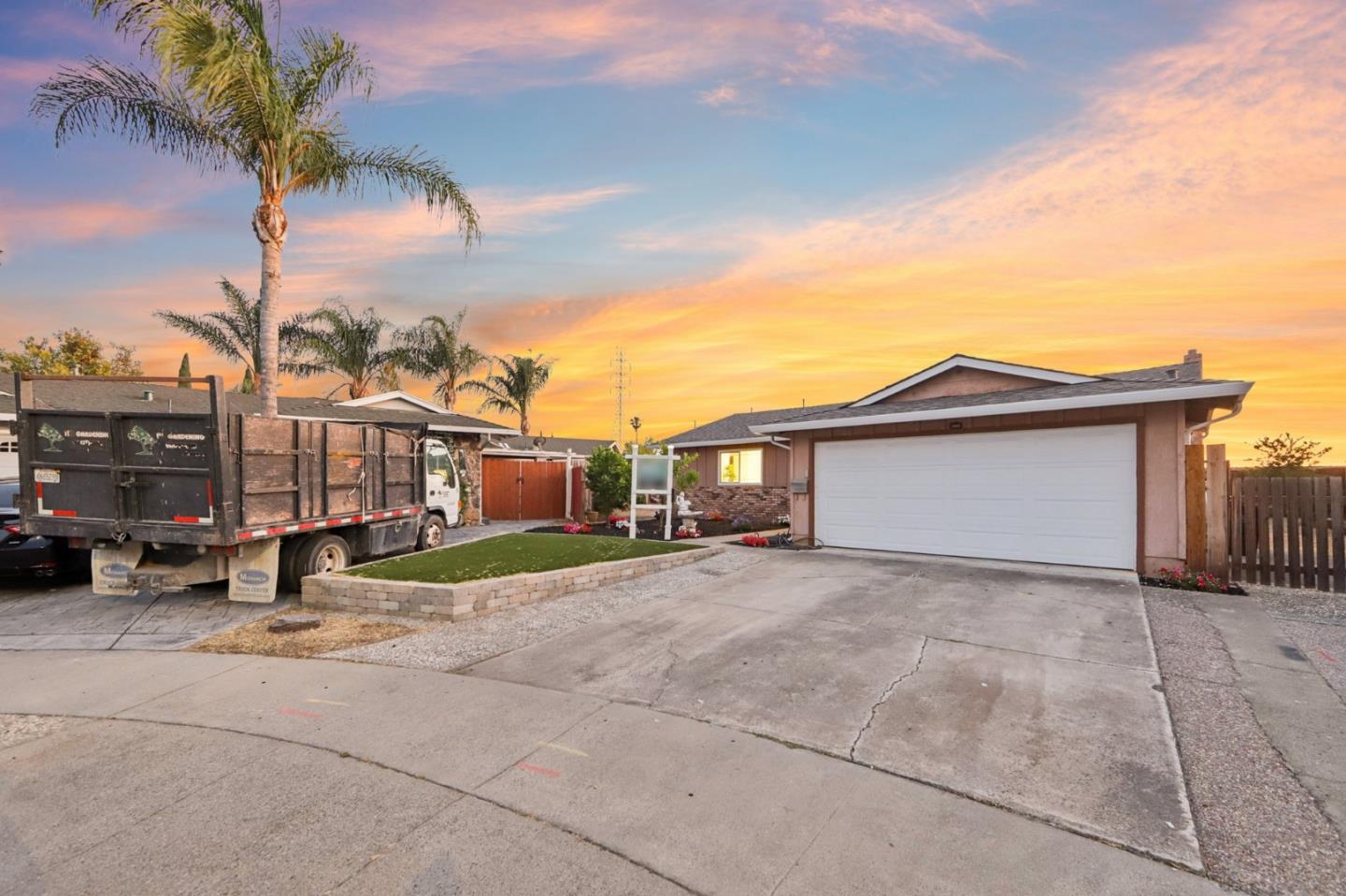 2995 Pettigrew Court