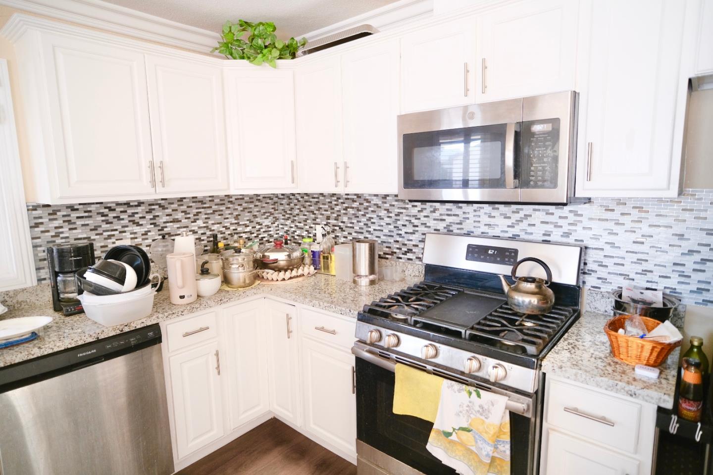 2151 Oakland Road Unit: 559