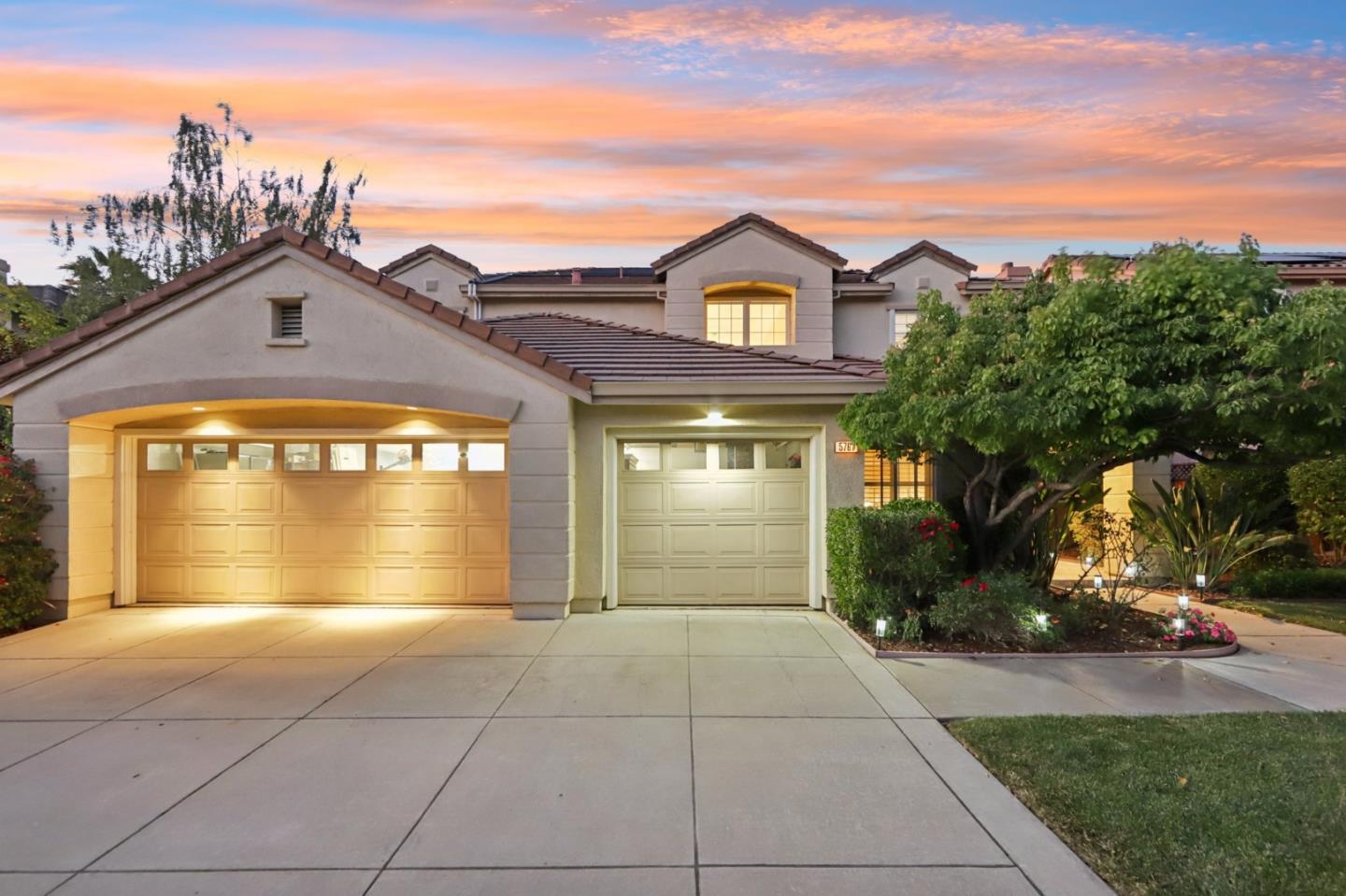 5761 Capilano Drive