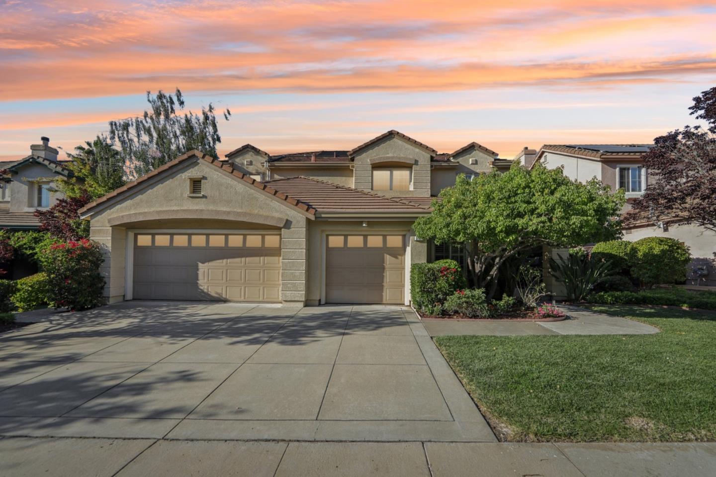 5761 Capilano Drive