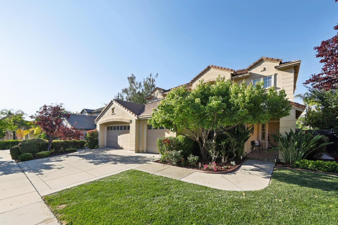 5761 Capilano Drive