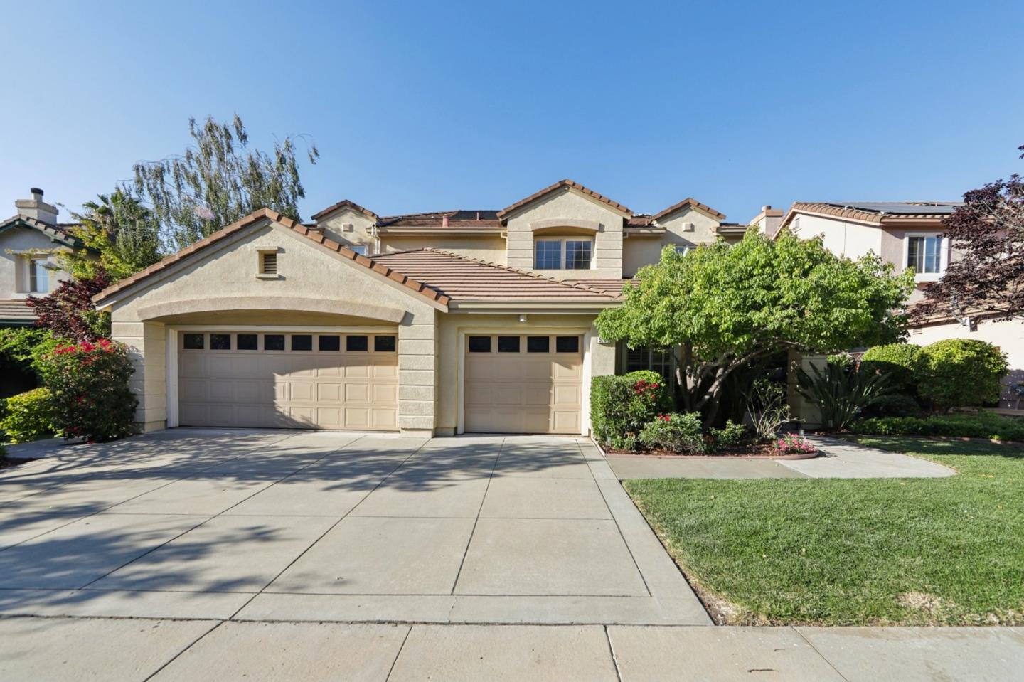 5761 Capilano Drive