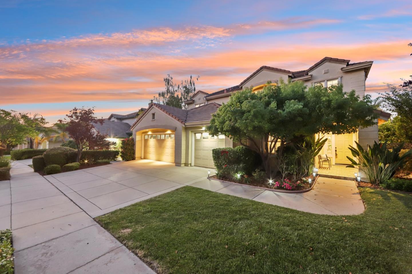 5761 Capilano Drive