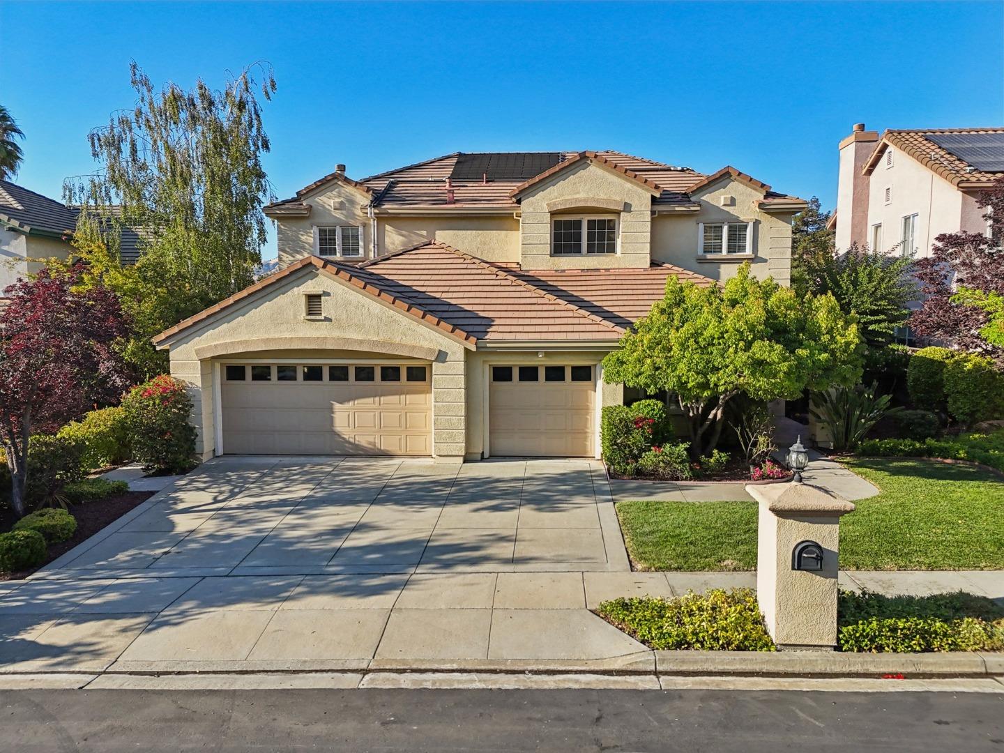 5761 Capilano Drive
