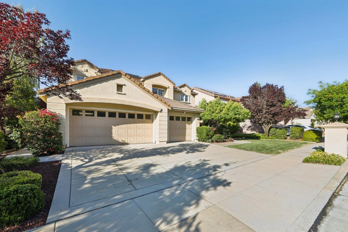 5761 Capilano Drive
