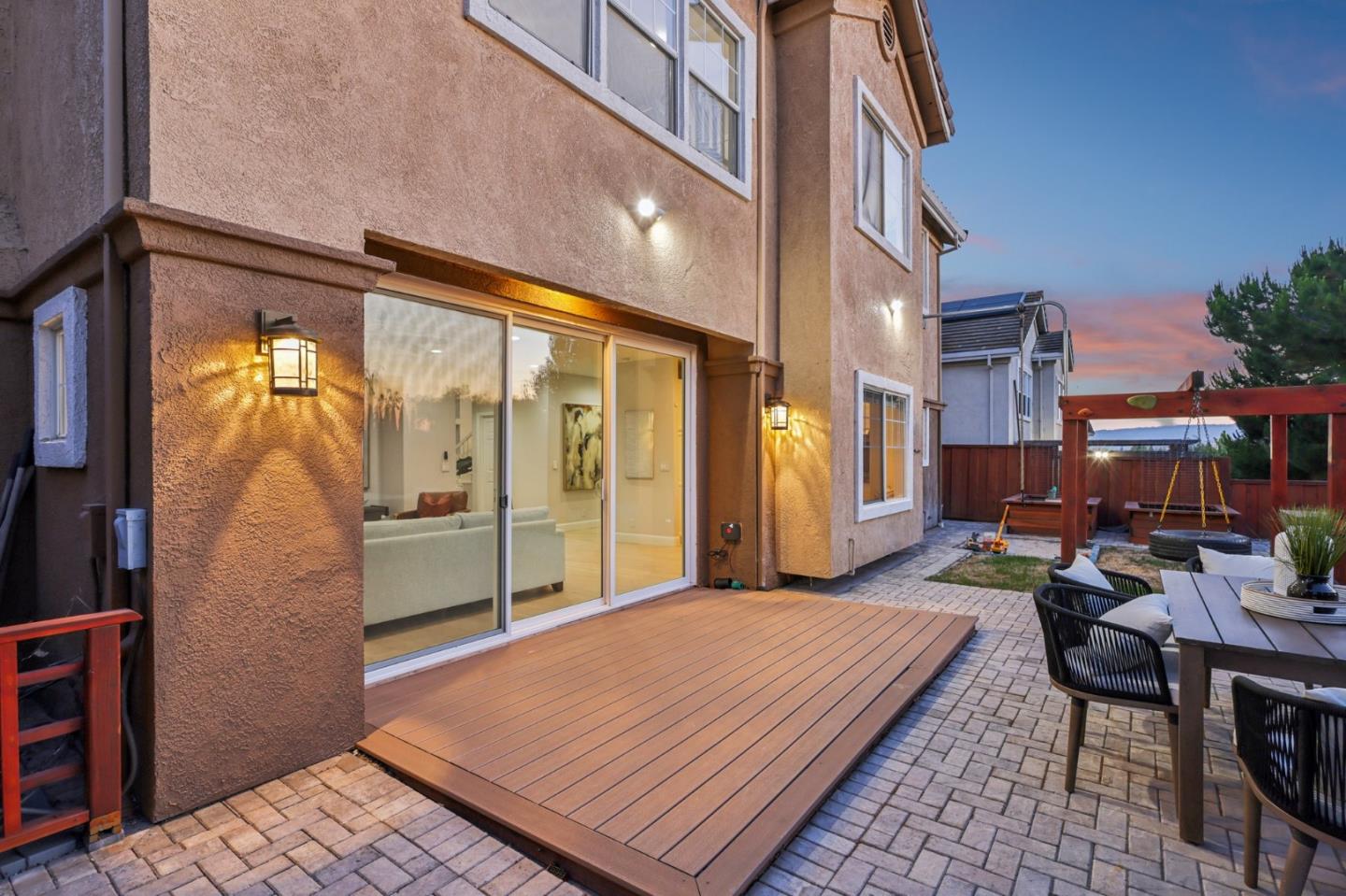 3789 Ashridge Lane